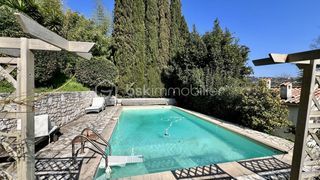  Propri�t�/ch�teau � vendre 7 pi�ces 226 m�