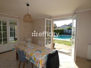  Maison � vendre 8 pi�ces 230 m�