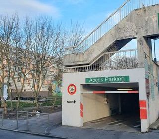  Parking / Garage � vendre 