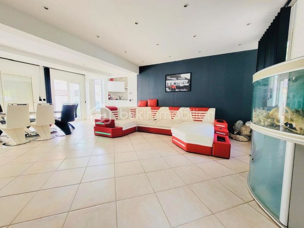 � vendre  Villa La Cadi�re-d'Azur (83740)