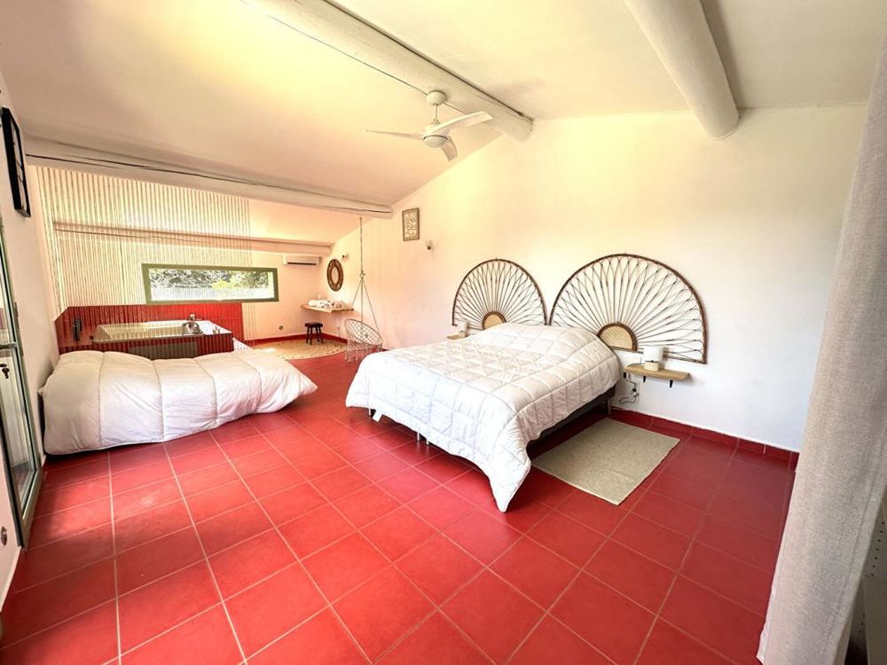 � vendre  Propri�t�/ch�teau Grans (13450)