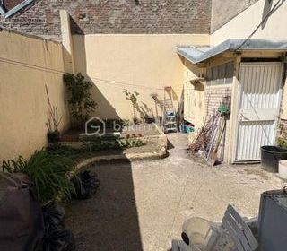  Immeuble � vendre 9 pi�ces 250 m�