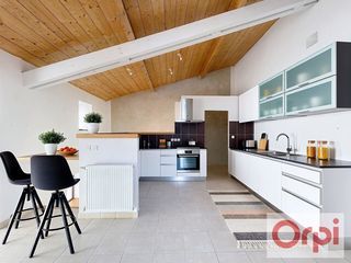  Immeuble � vendre 3 pi�ces 151 m�