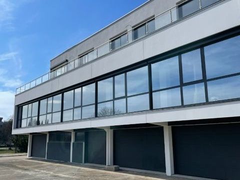 A LOUER - BUREAUX 1169 25870 Chatillon le duc