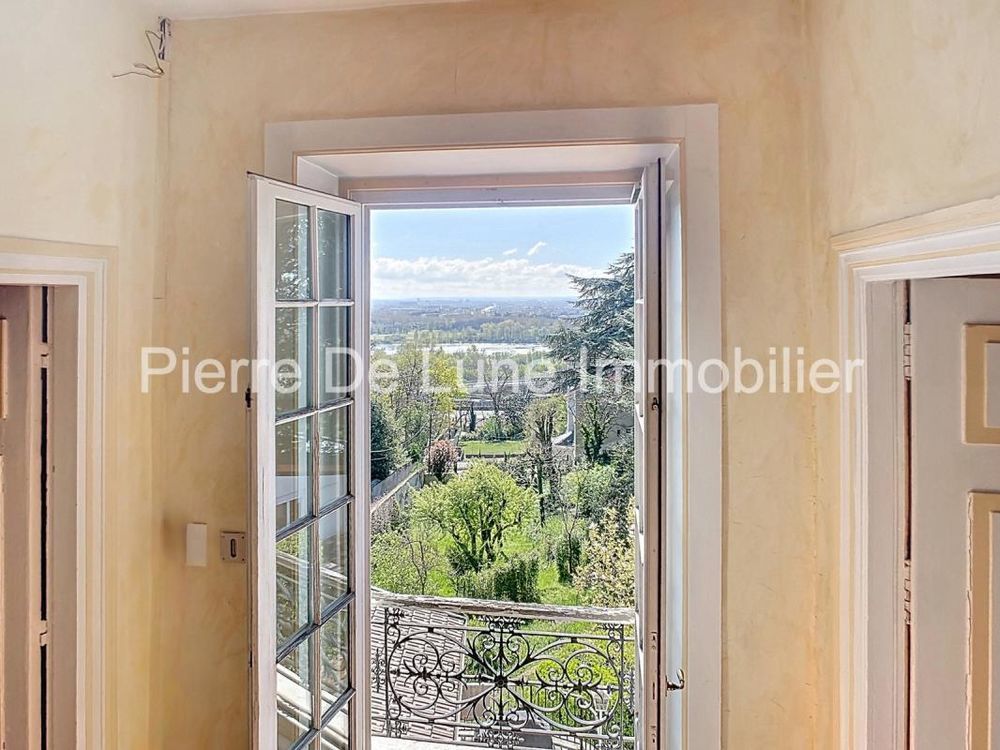 � vendre  Propri�t�/ch�teau Caluire-et-Cuire (69300)