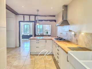  Maison � vendre 7 pi�ces 205 m�