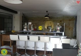  Maison � vendre 8 pi�ces 220 m�