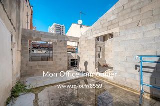  Immeuble � vendre 15 + pi�ces 220 m�