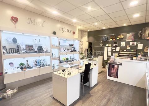 FONDS DE COMMERCE BIJOUTERIE-HORLOGERIE 97900 73500 Modane