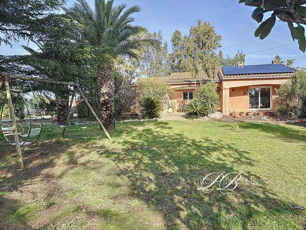 � vendre  Villa Th�za (66200)