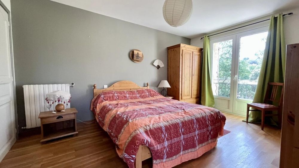 � vendre  Villa Venasque (84210)