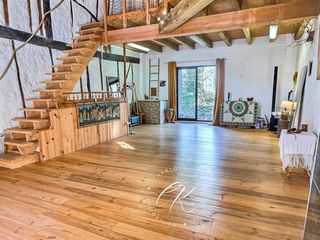  Maison � vendre 9 pi�ces 325 m�