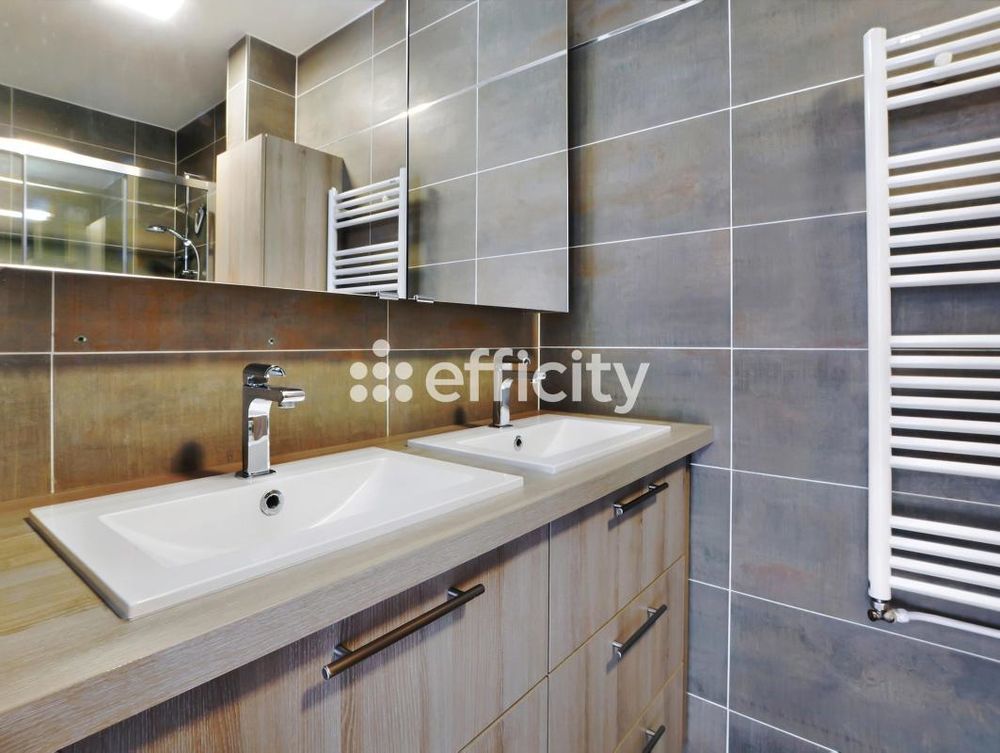 � vendre  Appartement Saint-Ouen (93400)