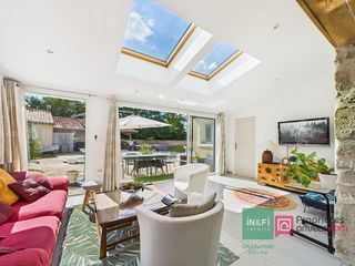  Maison � vendre 8 pi�ces 220 m�