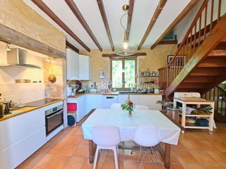  Propri�t�/ch�teau � vendre 10 pi�ces 283 m�