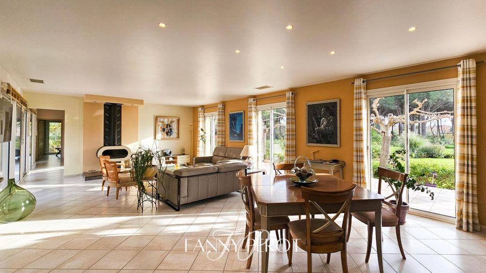 � vendre  Maison Saint-Cyprien (66750)