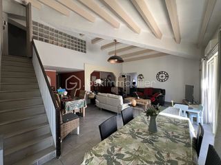  Immeuble � vendre 15 + pi�ces 800 m�