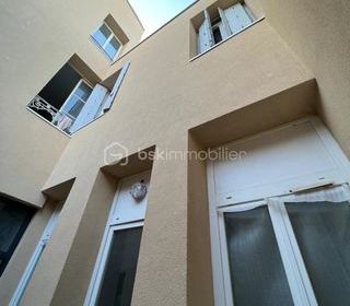  Immeuble � vendre 12 pi�ces 265 m�