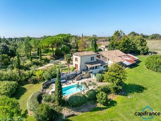  Maison � vendre 8 pi�ces 200 m�