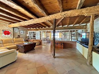  Propri�t�/ch�teau � vendre 7 pi�ces 280 m�