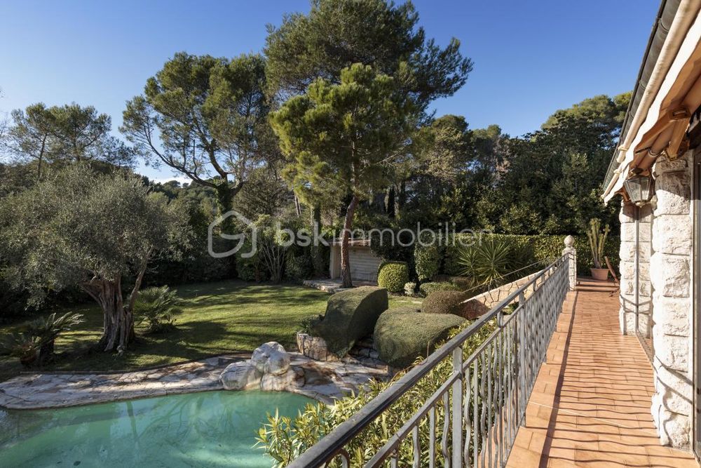 � vendre  Villa Mougins (06250)