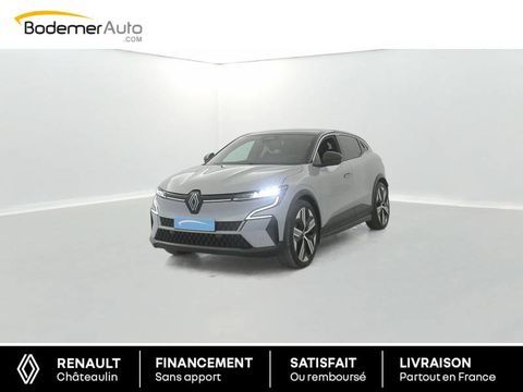 Renault M&eacute;gane E-Tech EV60 220 ch optimum charge Iconic 2023 occasion Ch&acirc;teaulin 29150