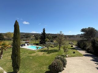  Maison � vendre 7 pi�ces 242 m�