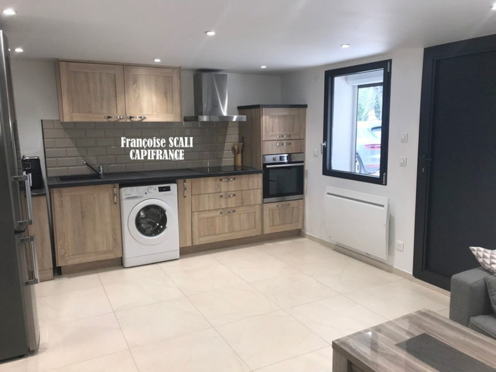 � vendre  Maison Saint-Rapha�l (83700)