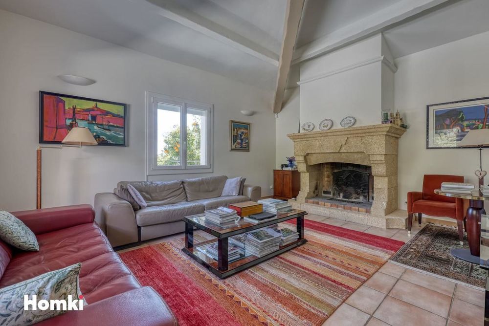 � vendre  Villa La Cadi�re-d'Azur (83740)