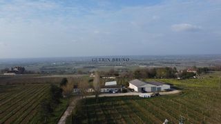  Propri�t�/ch�teau � vendre 110 m�