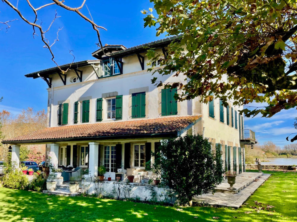 � vendre  Propri�t�/ch�teau Saint-Martin-de-Seignanx (40390)