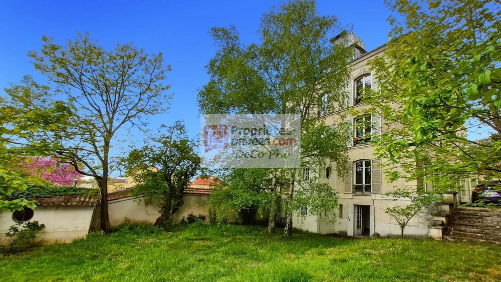 � vendre  Appartement Versailles (78000)