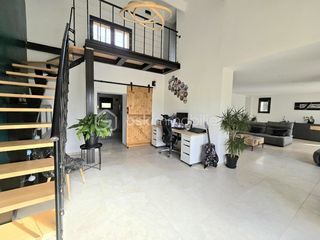  Propri�t�/ch�teau � vendre 5 pi�ces 140 m�