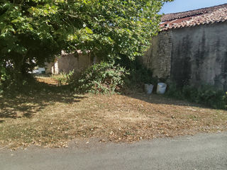  Remise / Grange � vendre 1 pi�ce 147 m�