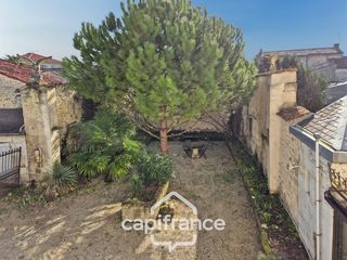  Maison � vendre 12 pi�ces 325 m�