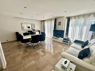  Maison � vendre 7 pi�ces 210 m�