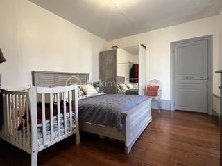  Immeuble � vendre 8 pi�ces 165 m�