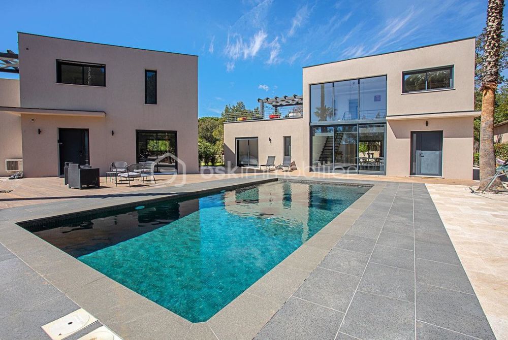 � vendre  Maison Grimaud (83310)