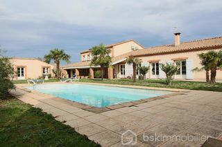  Maison � vendre 11 pi�ces 335 m�