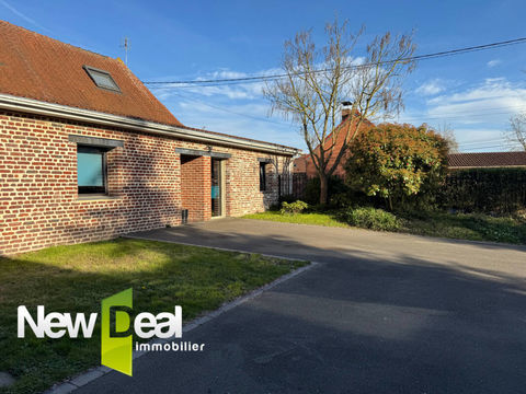   MAISON 5 CHAMBRES / 1 BUREAU / VASTE HANGAR Maison - 7 pi�ce(s) - 287 m�