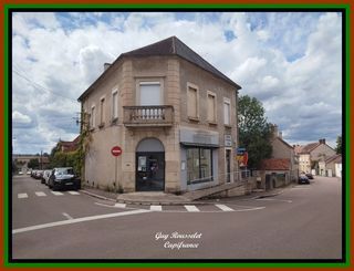  Immeuble � vendre 10 pi�ces 211 m�