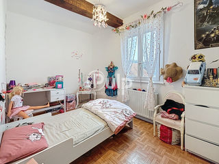  Immeuble � vendre 15 + pi�ces 273 m�