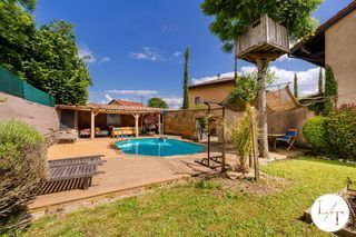  Maison � vendre 6 pi�ces 220 m�