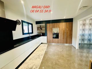  Villa � vendre 7 pi�ces 150 m�