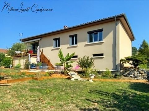   Maison r�nov�e 120 m� � 3 chambres � Terrasse � Terrain 1000 m� piscinable � Proche P�rigueux / Tr�lissac Maison - 6 pi�ce(s) - 120 m�