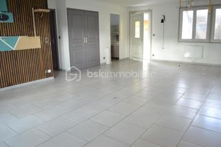  Maison � vendre 6 pi�ces 225 m�