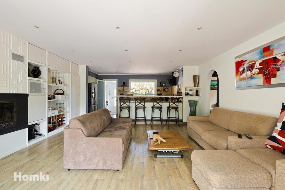 � vendre  Maison �venos (83330)