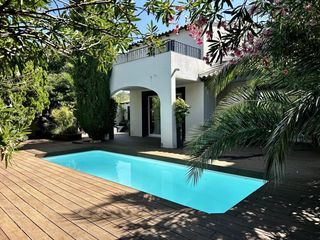  Villa � vendre 7 pi�ces 170 m�