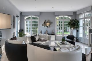  Villa � vendre 7 pi�ces 227 m�