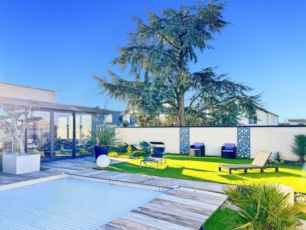 � vendre  Maison Les Ponts-de-C� (49130)